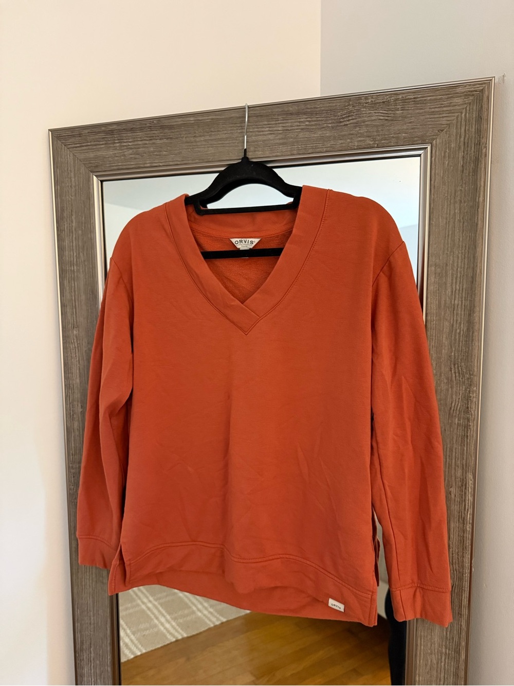Orvis Womens  V-Neck Sweater in Rust